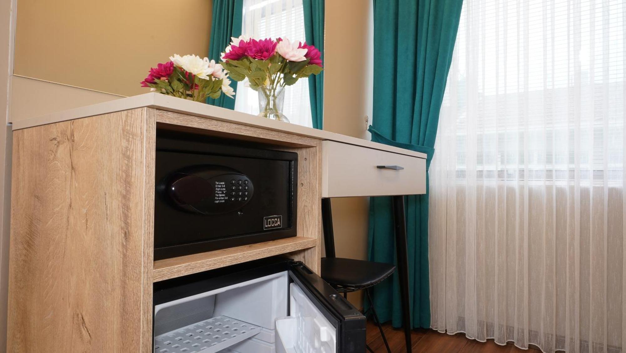 The Marist Kadikoy Otel 2*